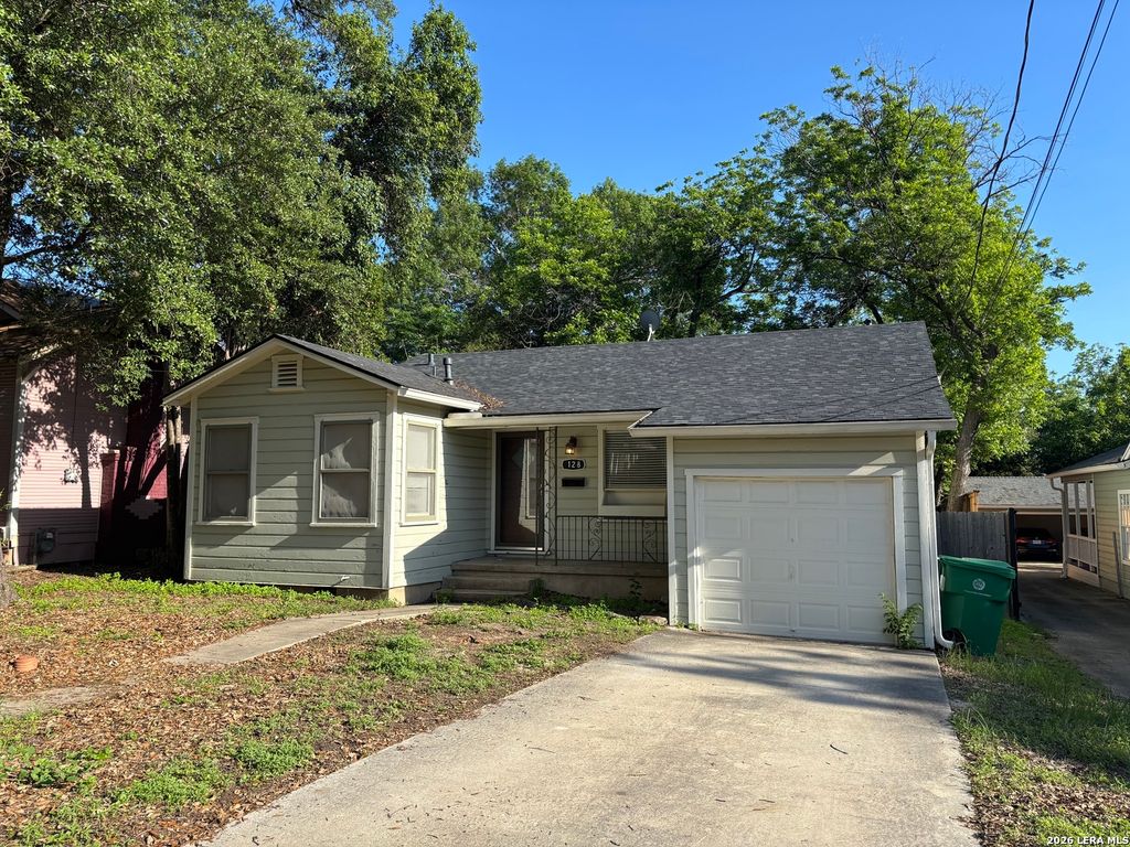 128 Corona, San Antonio, TX 78209