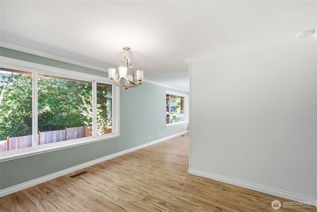 22212 105th Avenue SE, Kent, WA 98031