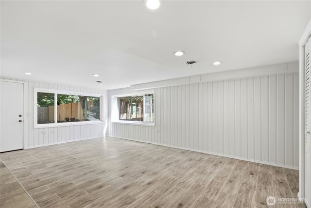 22212 105th Avenue SE, Kent, WA 98031