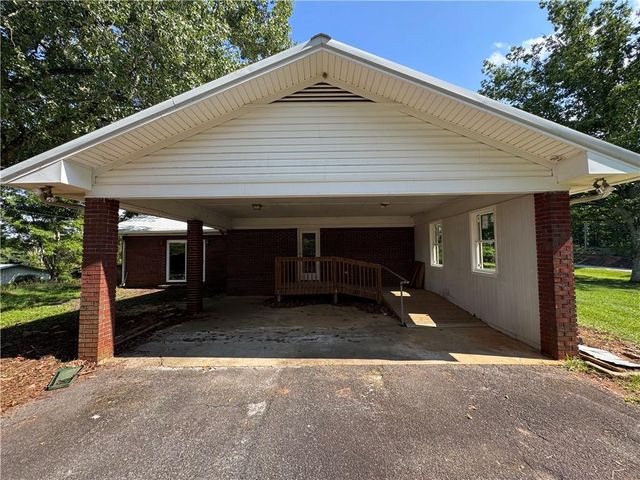 1049 Ben Higgins Road, Dahlonega, GA 30533