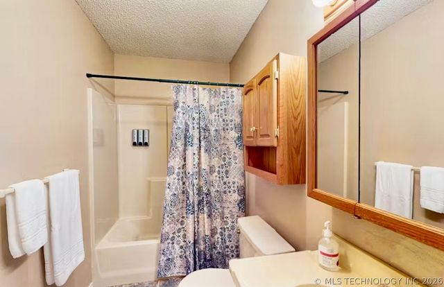 9152 Stone Brook Drive, Kingston, OK 73439