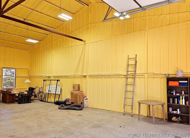 9152 Stone Brook Drive, Kingston, OK 73439