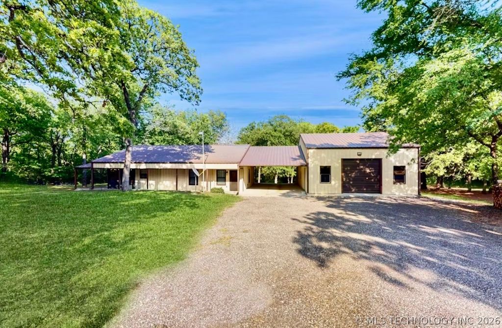 9152 Stone Brook Drive, Kingston, OK 73439