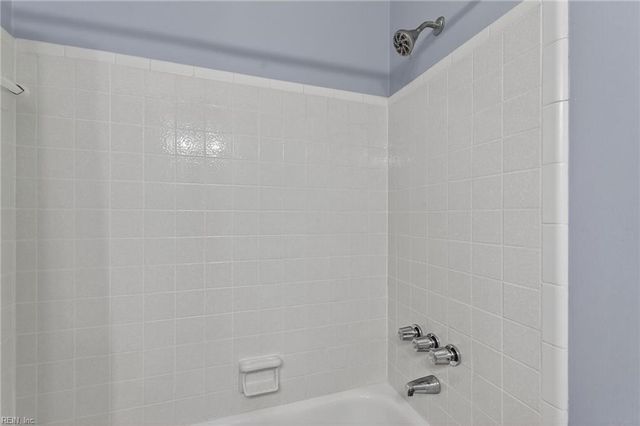 814 Tulip DR, Newport News, VA 23608