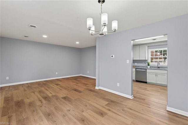 814 Tulip DR, Newport News, VA 23608