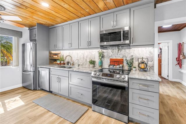 308 53RD STREET W, Bradenton, FL 34209