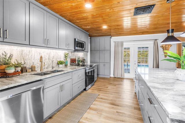 308 53RD STREET W, Bradenton, FL 34209