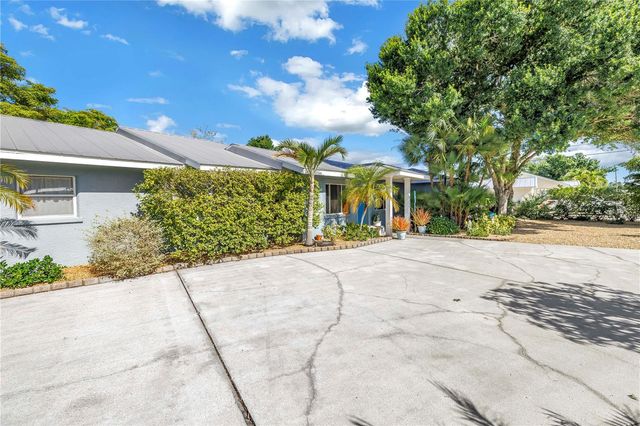 308 53RD STREET W, Bradenton, FL 34209