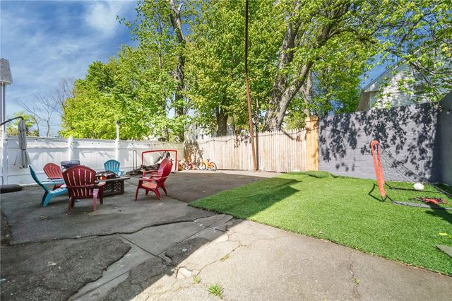 61 Robin Street, Providence, RI 02908