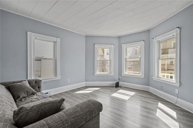 61 Robin Street, Providence, RI 02908