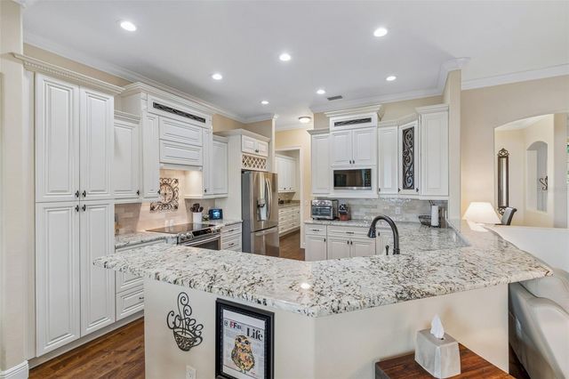10035 REMINGTON DRIVE, Riverview, FL 33578
