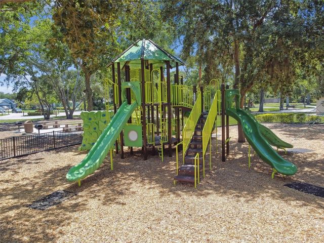 10035 REMINGTON DRIVE, Riverview, FL 33578
