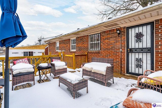 703 Iroquois Ave, Louisville, KY 40214