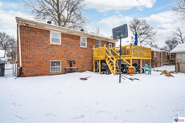 703 Iroquois Ave, Louisville, KY 40214