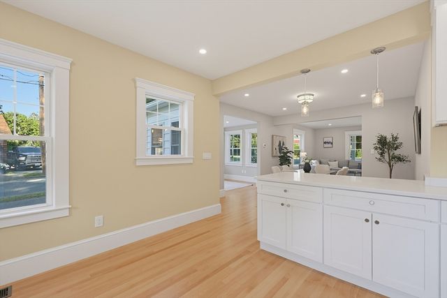 163 Prospect St 163, Wakefield, MA 01880