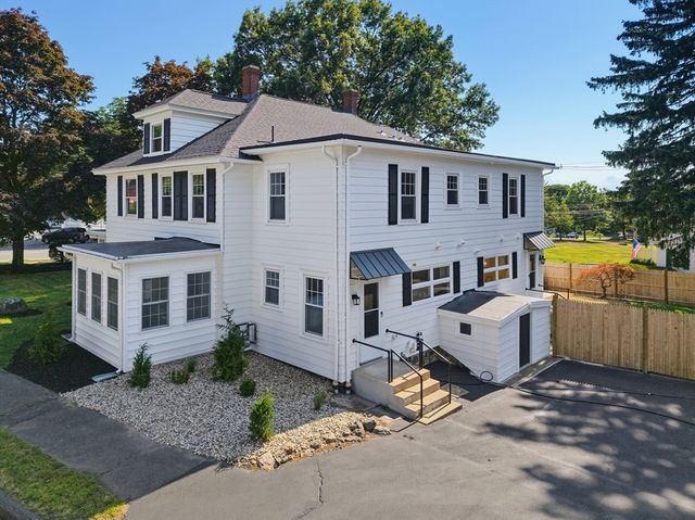 163 Prospect St 163, Wakefield, MA 01880