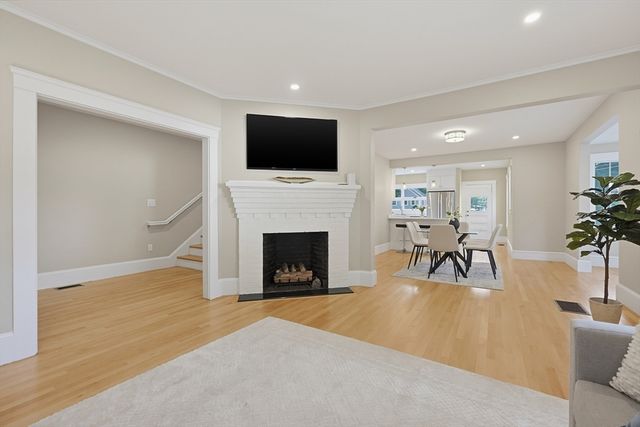163 Prospect St 163, Wakefield, MA 01880