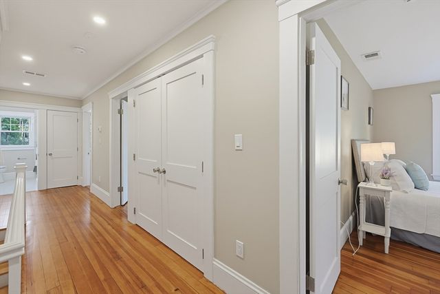 163 Prospect St 163, Wakefield, MA 01880