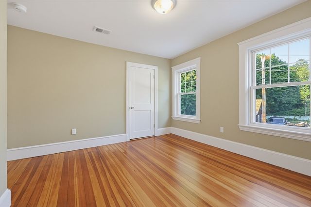 163 Prospect St 163, Wakefield, MA 01880
