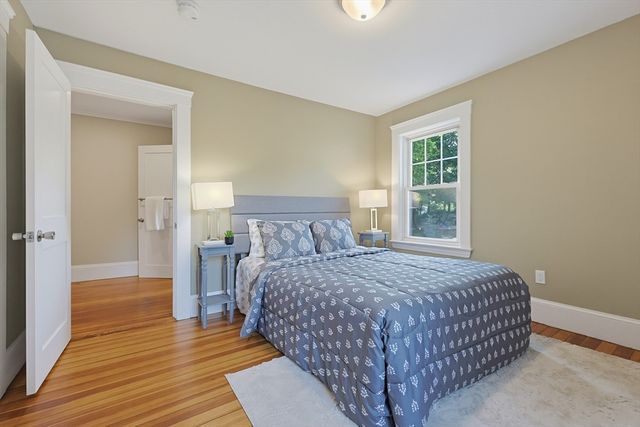 163 Prospect St 163, Wakefield, MA 01880