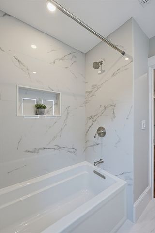 163 Prospect St 163, Wakefield, MA 01880