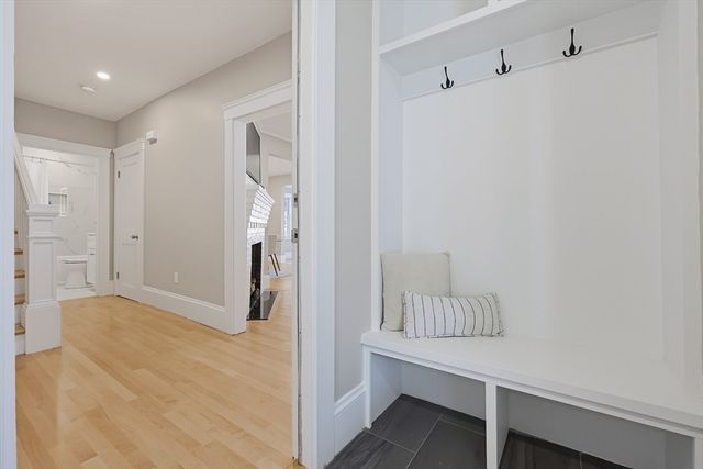 163 Prospect St 163, Wakefield, MA 01880
