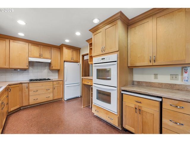 1480 Nw 130TH Ave, Portland, OR 97210