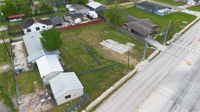 11902 Crosby Lynchburg Road, Crosby, TX 77532