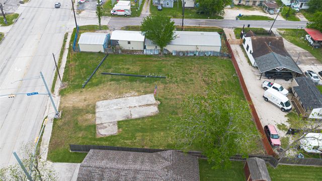 11902 Crosby Lynchburg Road, Crosby, TX 77532