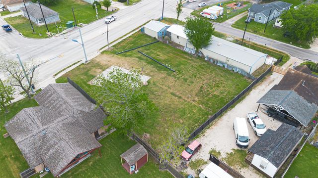 11902 Crosby Lynchburg Road, Crosby, TX 77532
