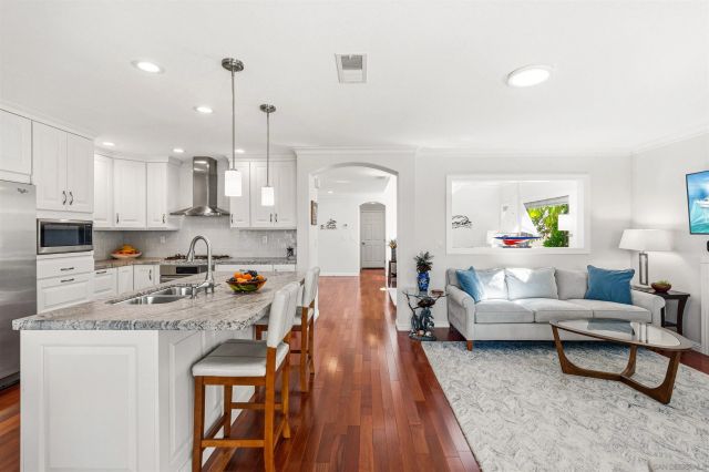 10884 Caminito Colorado, San Diego, CA 92131