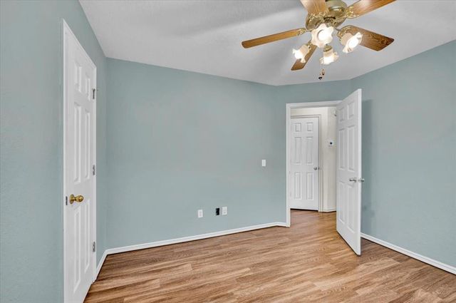 2813 E Lake Drive, Norman, OK 73071