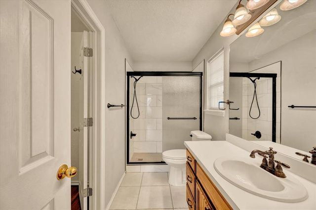2813 E Lake Drive, Norman, OK 73071