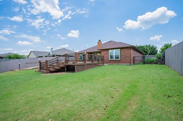 2813 E Lake Drive, Norman, OK 73071
