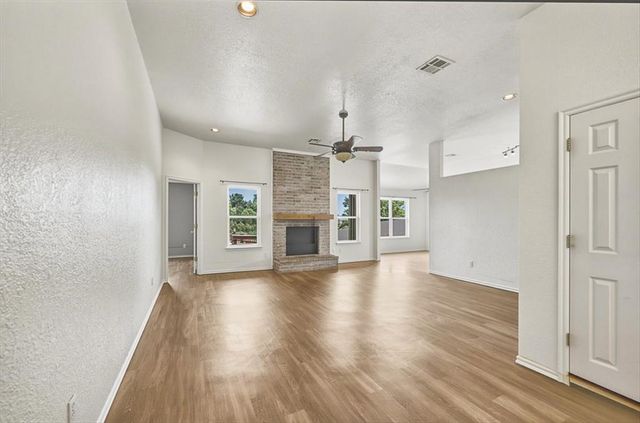 2813 E Lake Drive, Norman, OK 73071