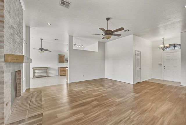 2813 E Lake Drive, Norman, OK 73071