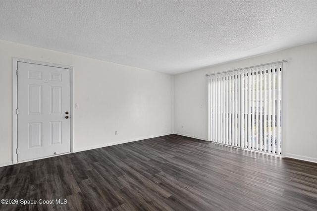 451 Mercury Avenue SE 201, Palm Bay, FL 32909