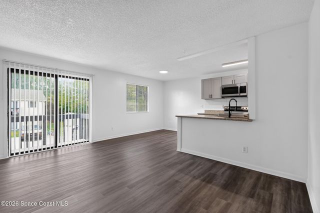 451 Mercury Avenue SE 201, Palm Bay, FL 32909