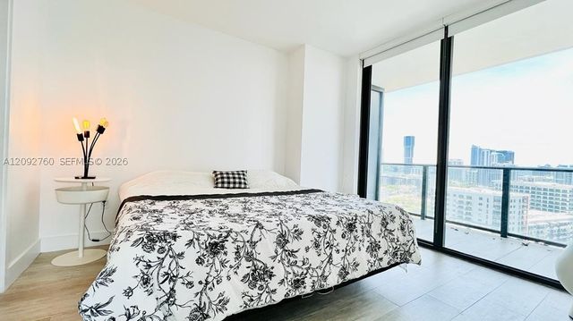121 NE 34th St 2001, Miami, FL 33137