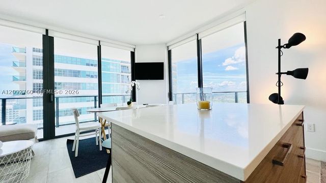 121 NE 34th St 2001, Miami, FL 33137