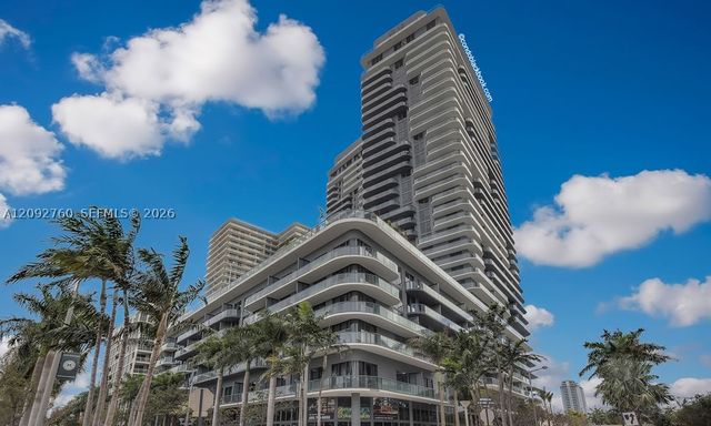 121 NE 34th St 2001, Miami, FL 33137