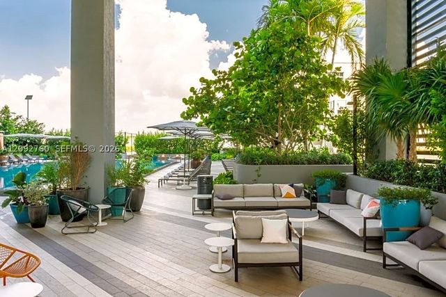 121 NE 34th St 2001, Miami, FL 33137