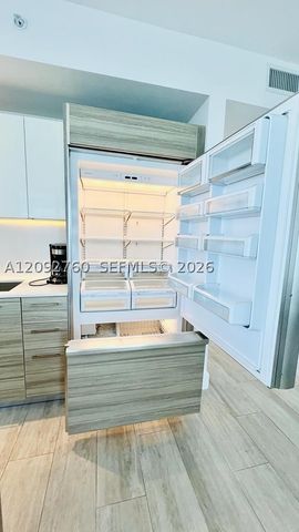 121 NE 34th St 2001, Miami, FL 33137