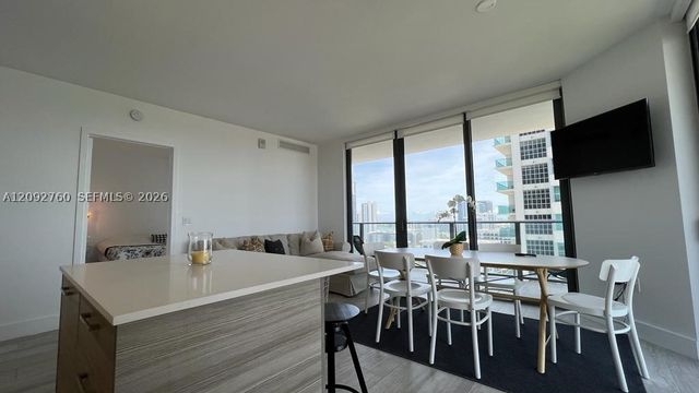121 NE 34th St 2001, Miami, FL 33137