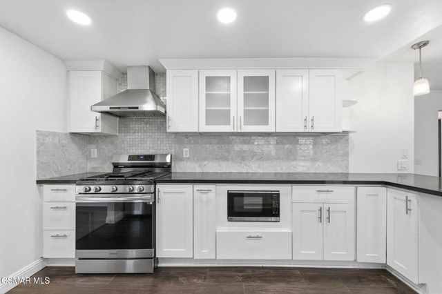 6058 Hedgewall Drive, Westlake Village, CA 91362