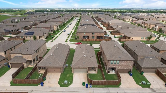 2705 Hancock Lane, Celina, TX 75009