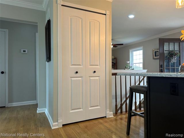 12047 Shenandoah Drive 2, South Lyon, MI 48178