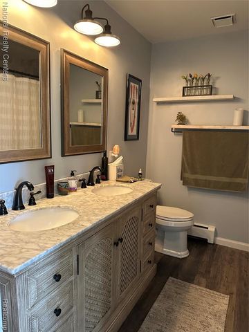 12047 Shenandoah Drive 2, South Lyon, MI 48178
