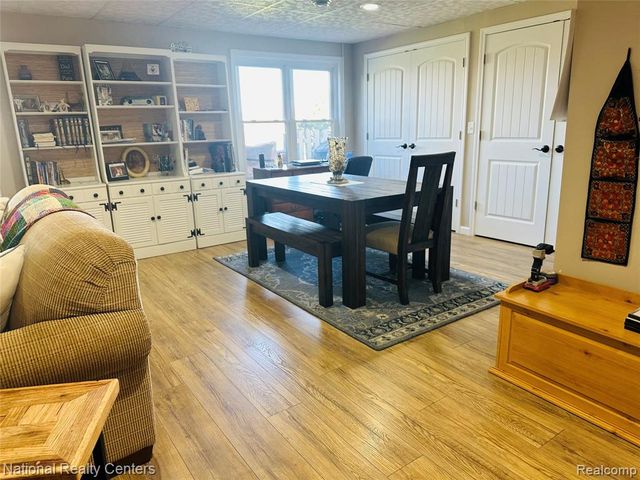 12047 Shenandoah Drive 2, South Lyon, MI 48178