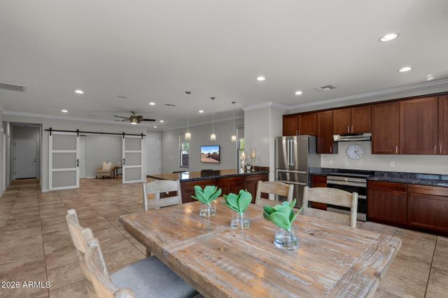 1229 E SHANGRI LA Road, Phoenix, AZ 85020